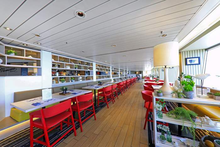 Nicko Cruises Vasco Da Gama Bistro Buffet 1.jpg